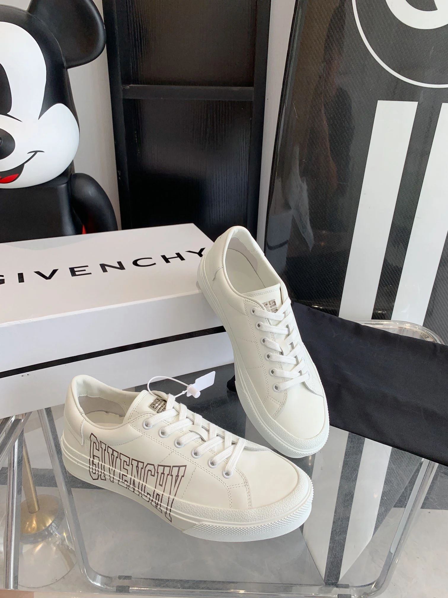 Durable Givenchy Shoes 8076