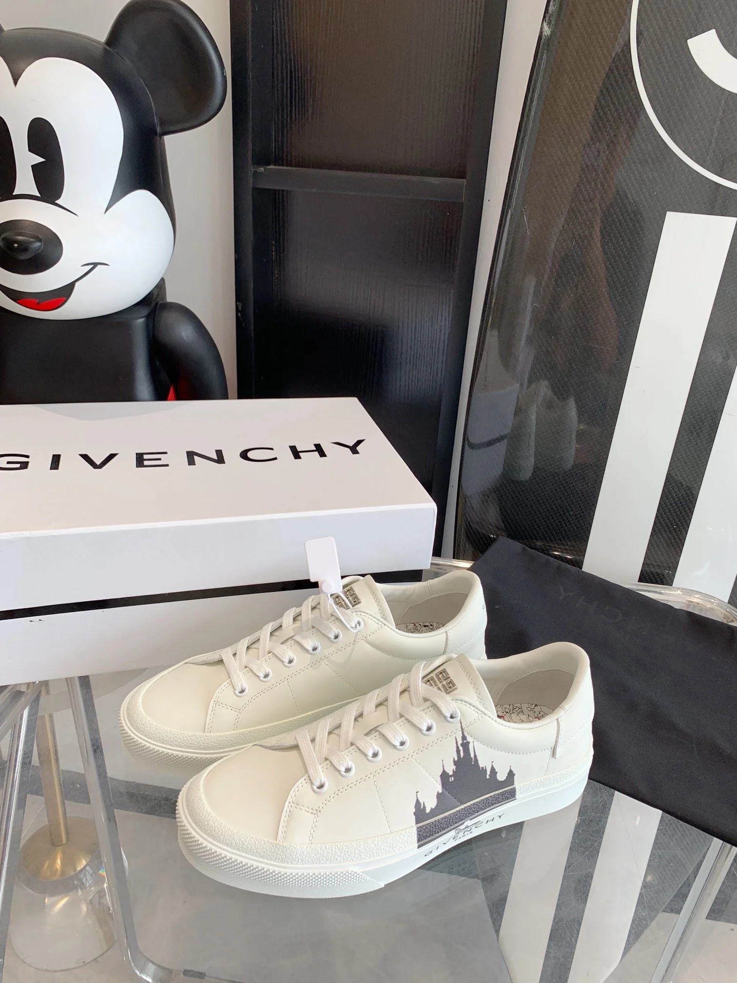 Givenchy Shoes FreshLook 8042