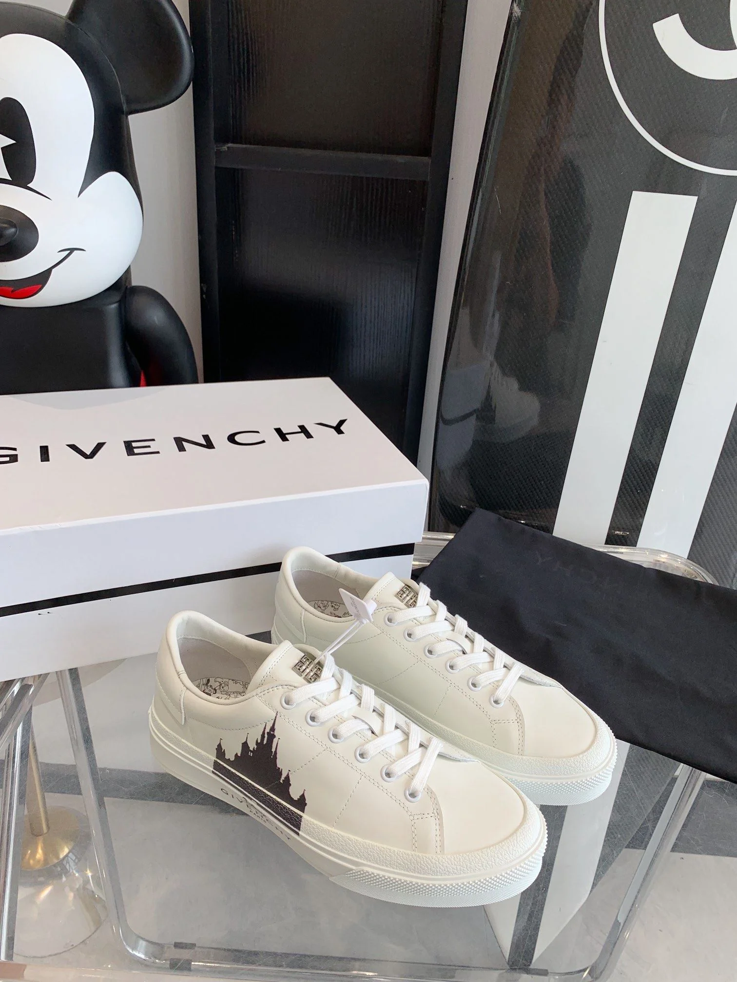 Givenchy Shoes FreshLook 8042