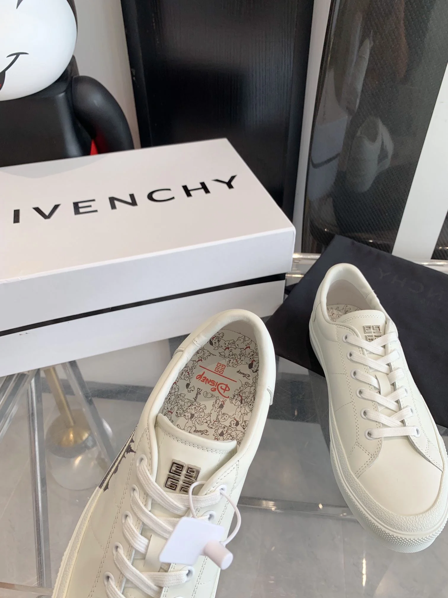 Givenchy Shoes FreshLook 8042