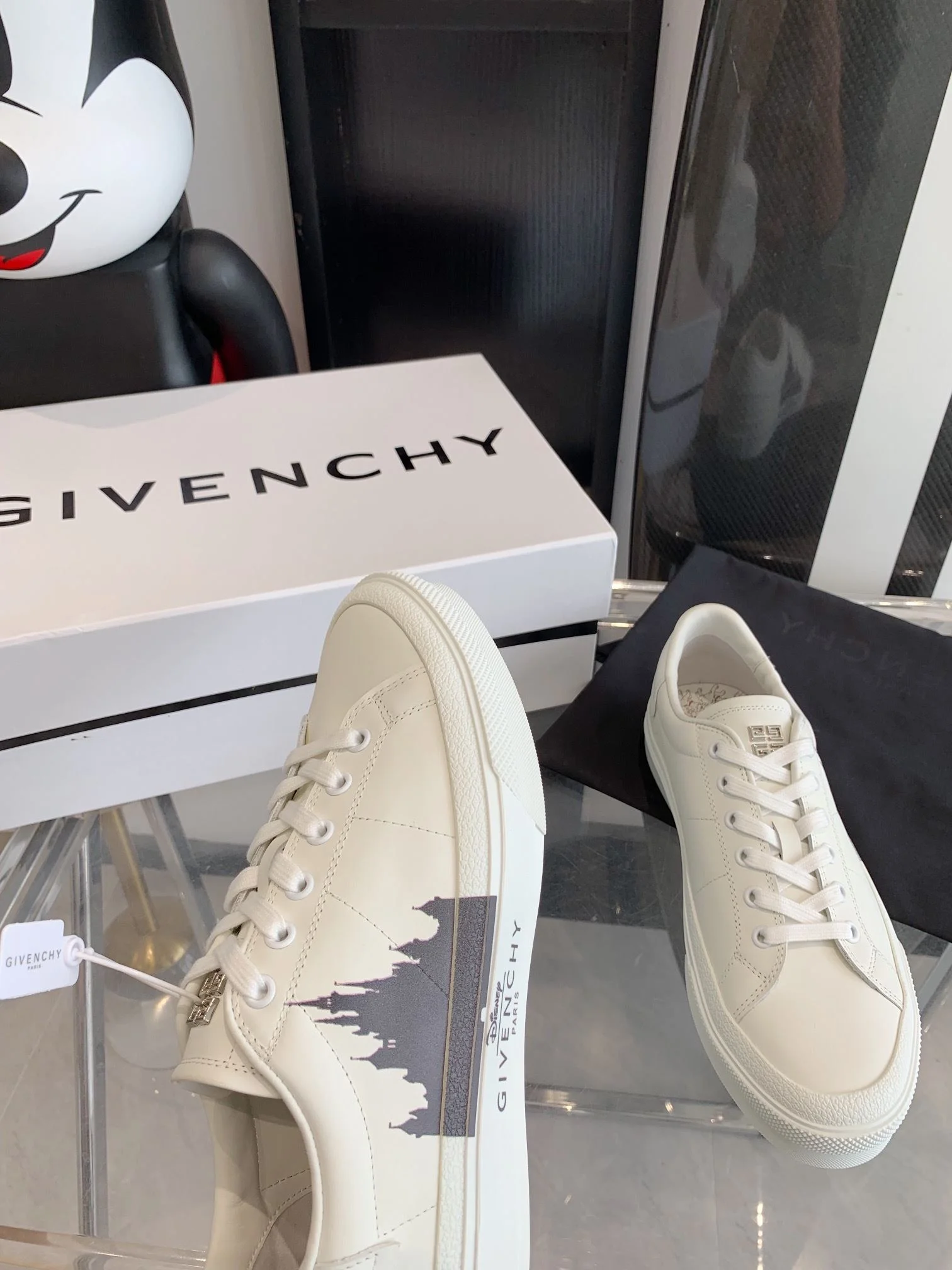 Givenchy Shoes FreshLook 8042