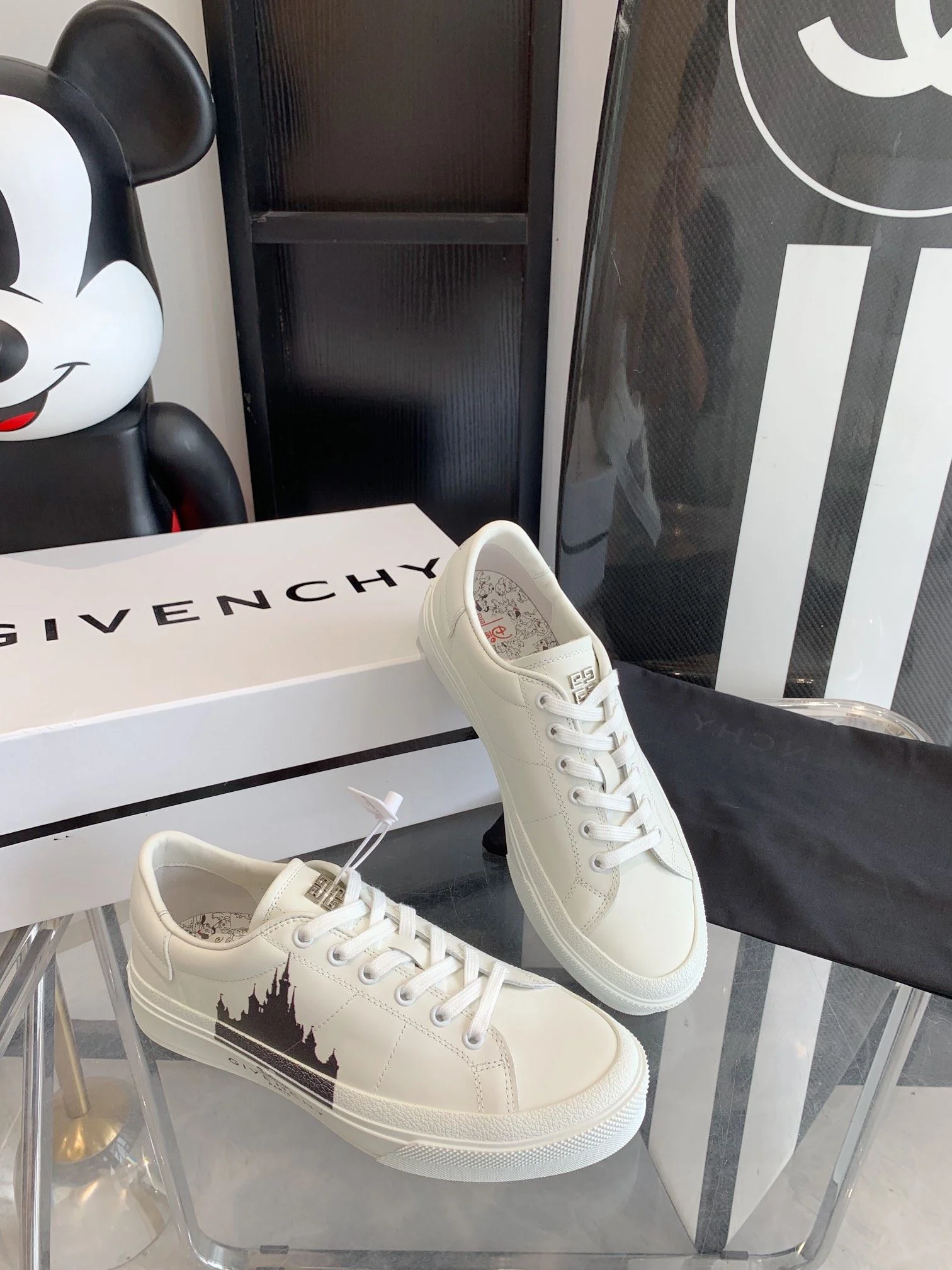 Givenchy Shoes FreshLook 8042