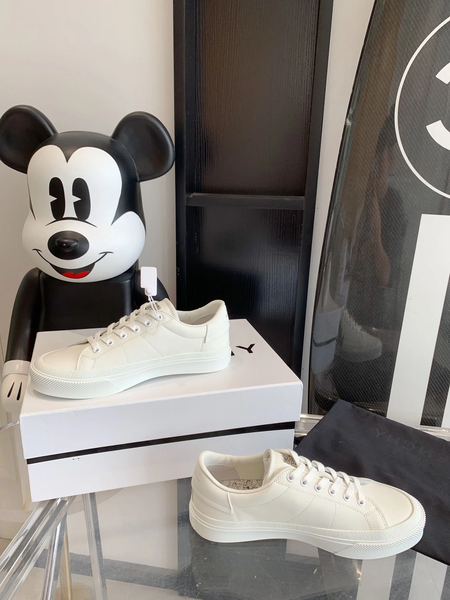 Givenchy Shoes FreshLook 8042