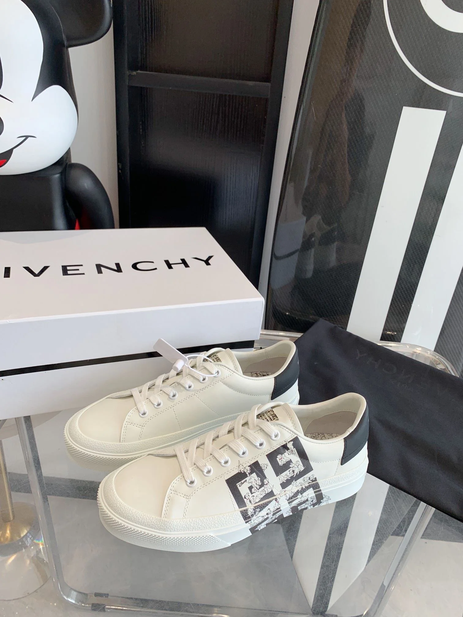 Soft Givenchy Shoes 8046
