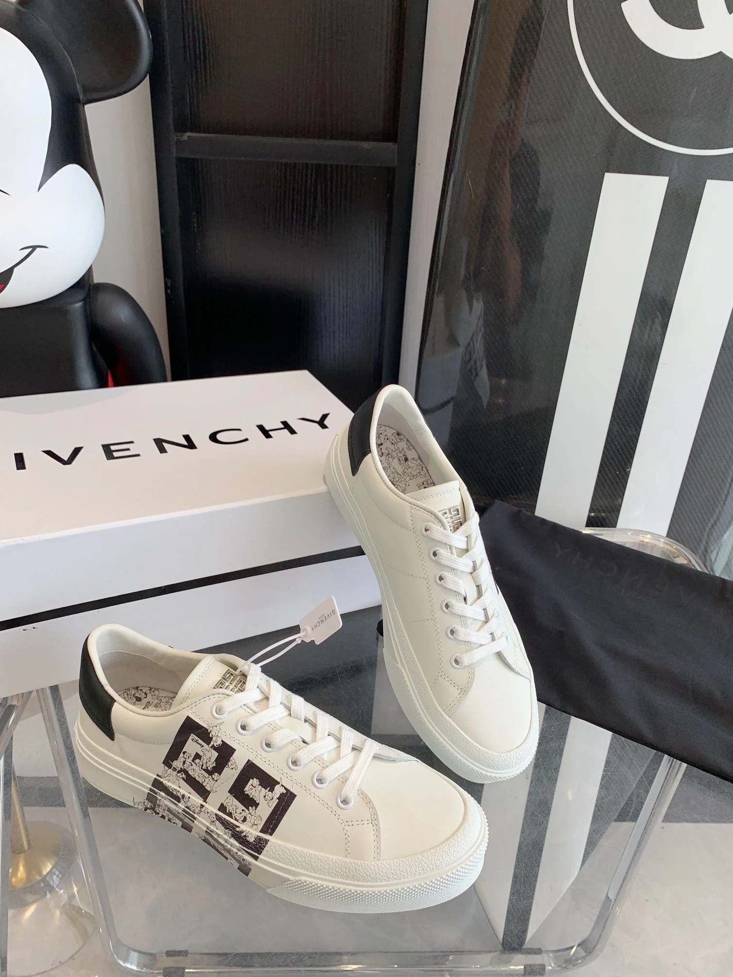 Soft Givenchy Shoes 8046