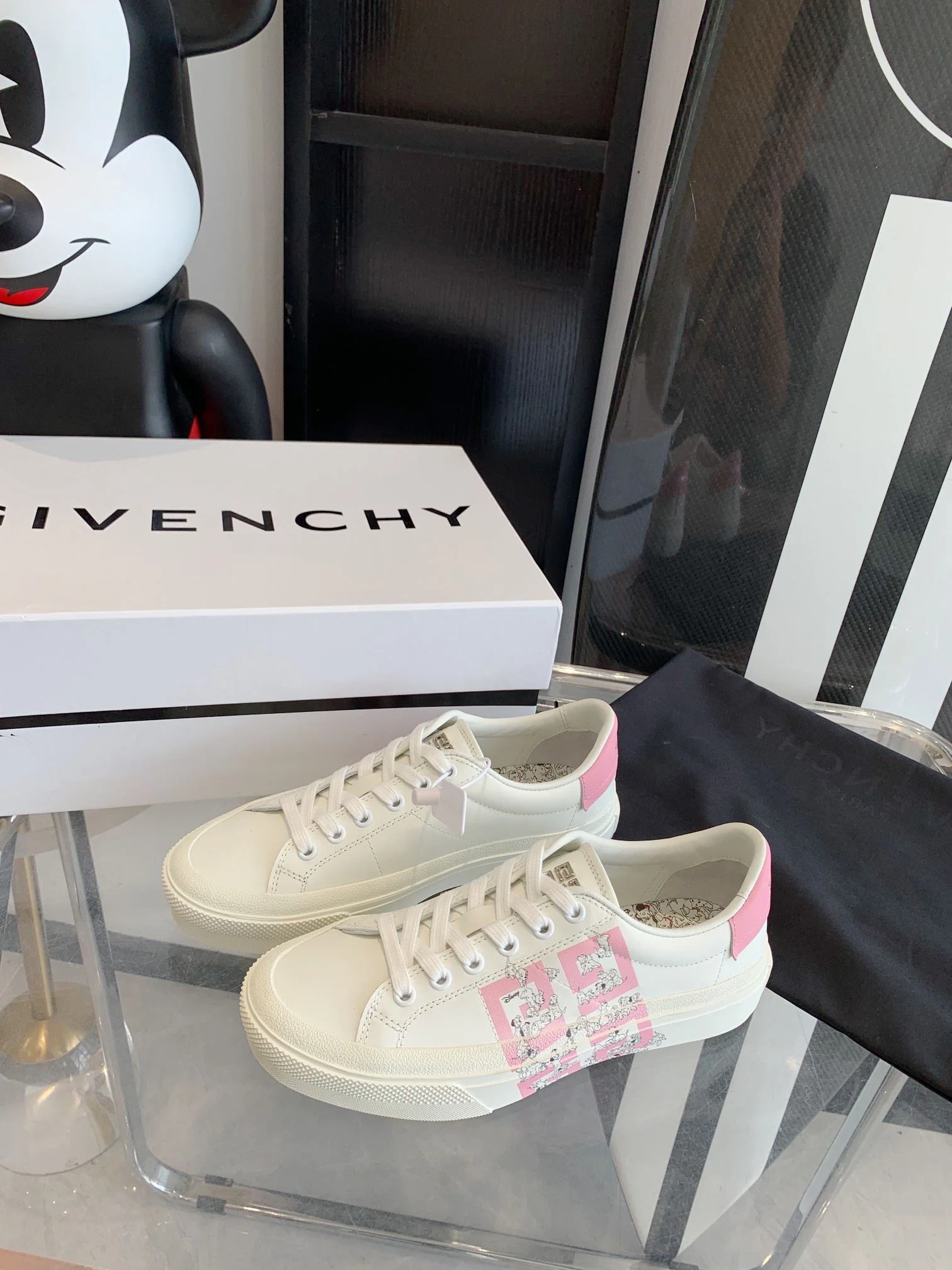 Givenchy Shoes Fashionable 8035