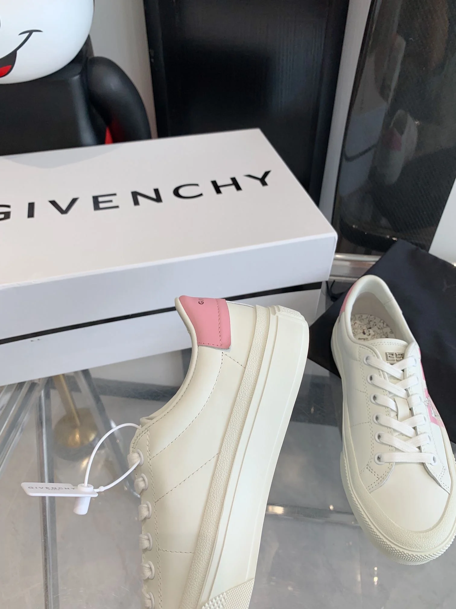 Givenchy Shoes Fashionable 8035