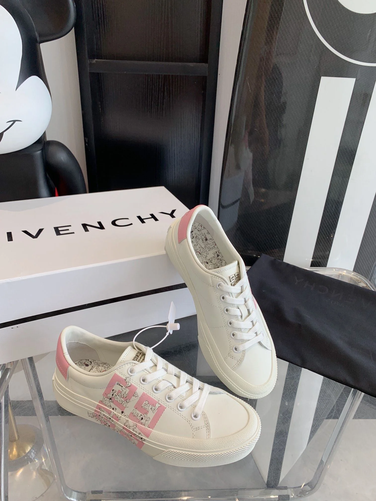 Givenchy Shoes Fashionable 8035