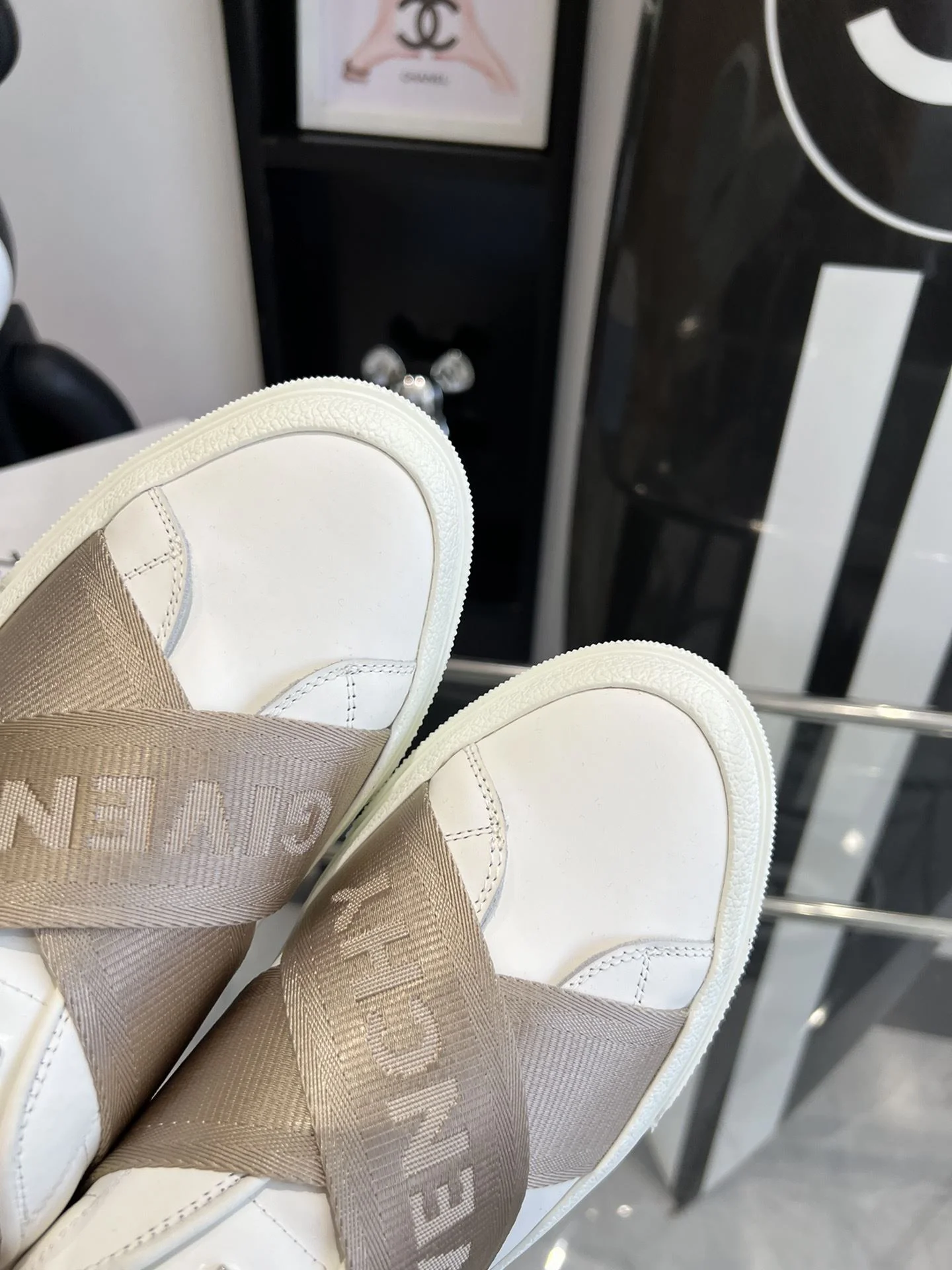 Modern Givenchy Shoes 8062