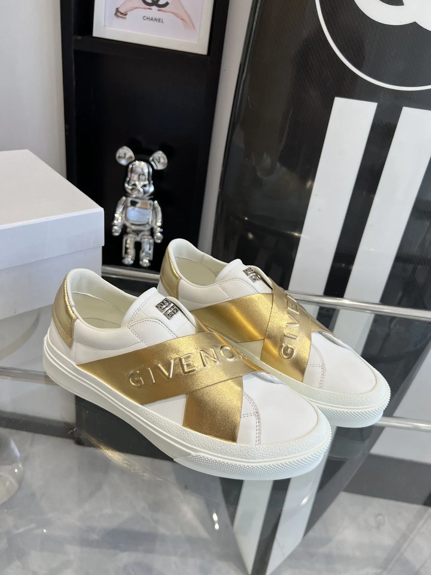 Trendy Givenchy Shoes 8102