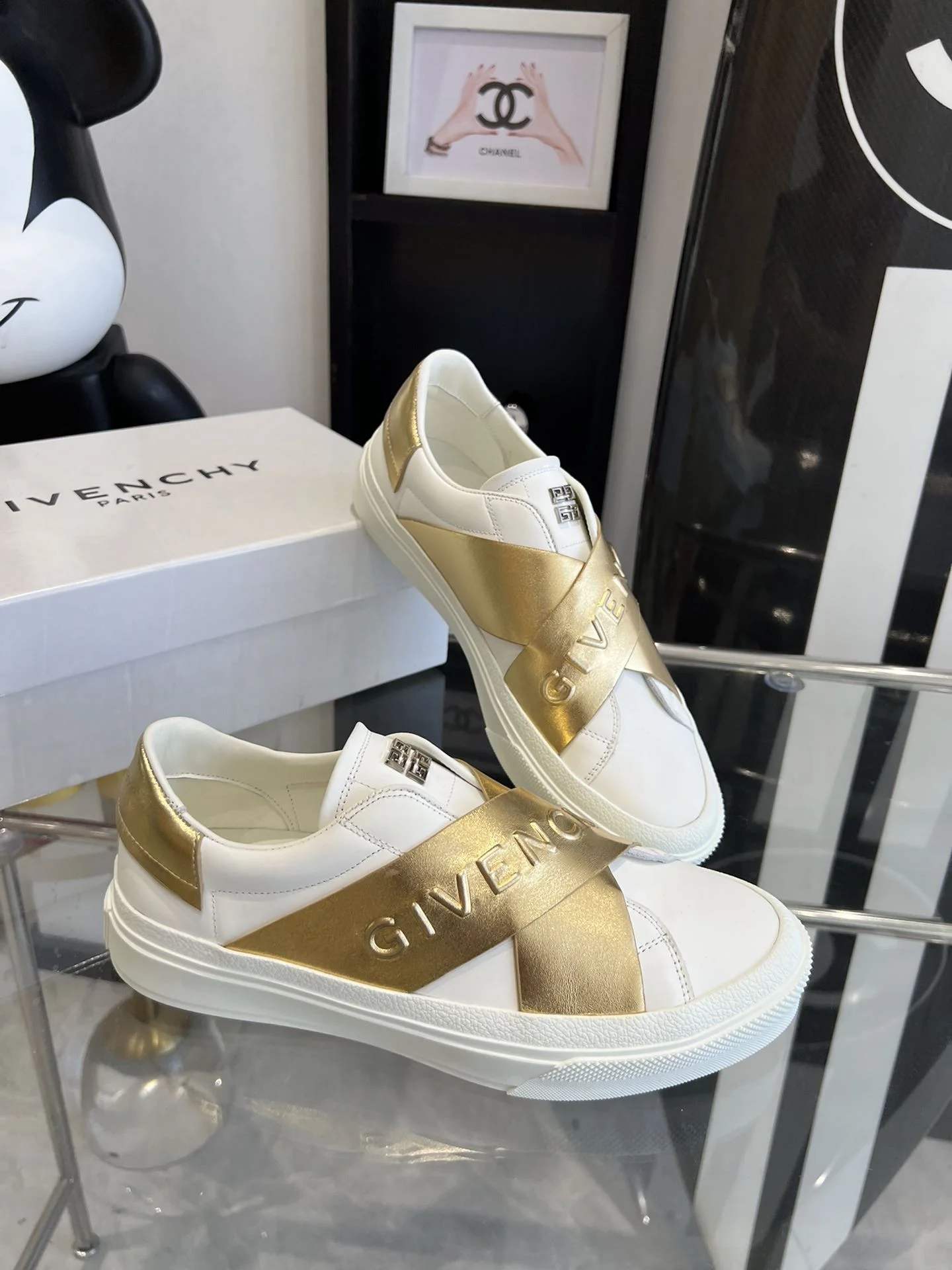 Trendy Givenchy Shoes 8102