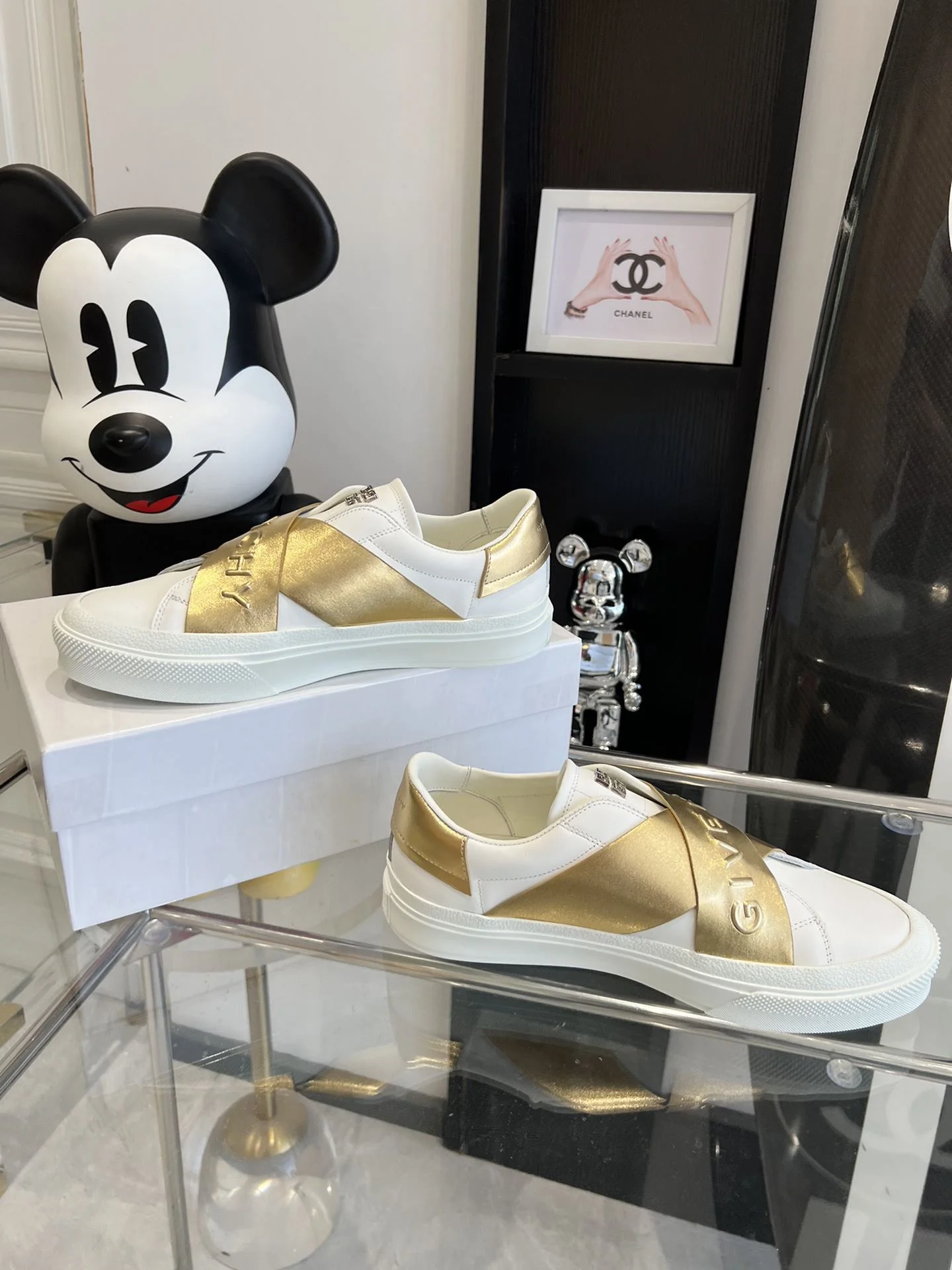 Trendy Givenchy Shoes 8102