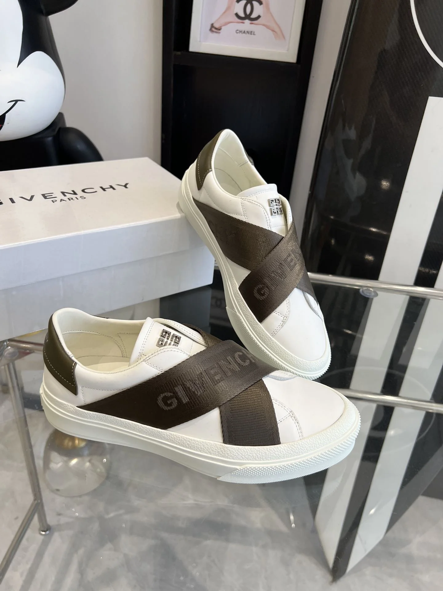 Givenchy Shoes WeatherProof 8058