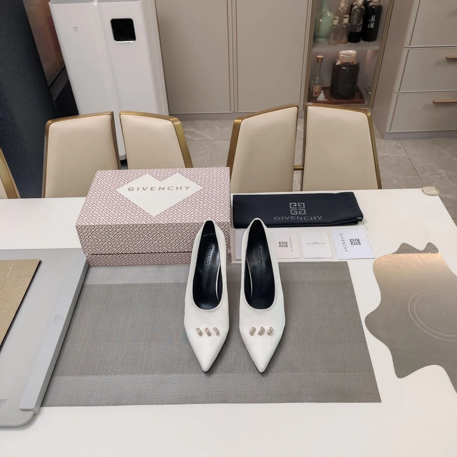 UrbanStyle Givenchy Shoes 8036