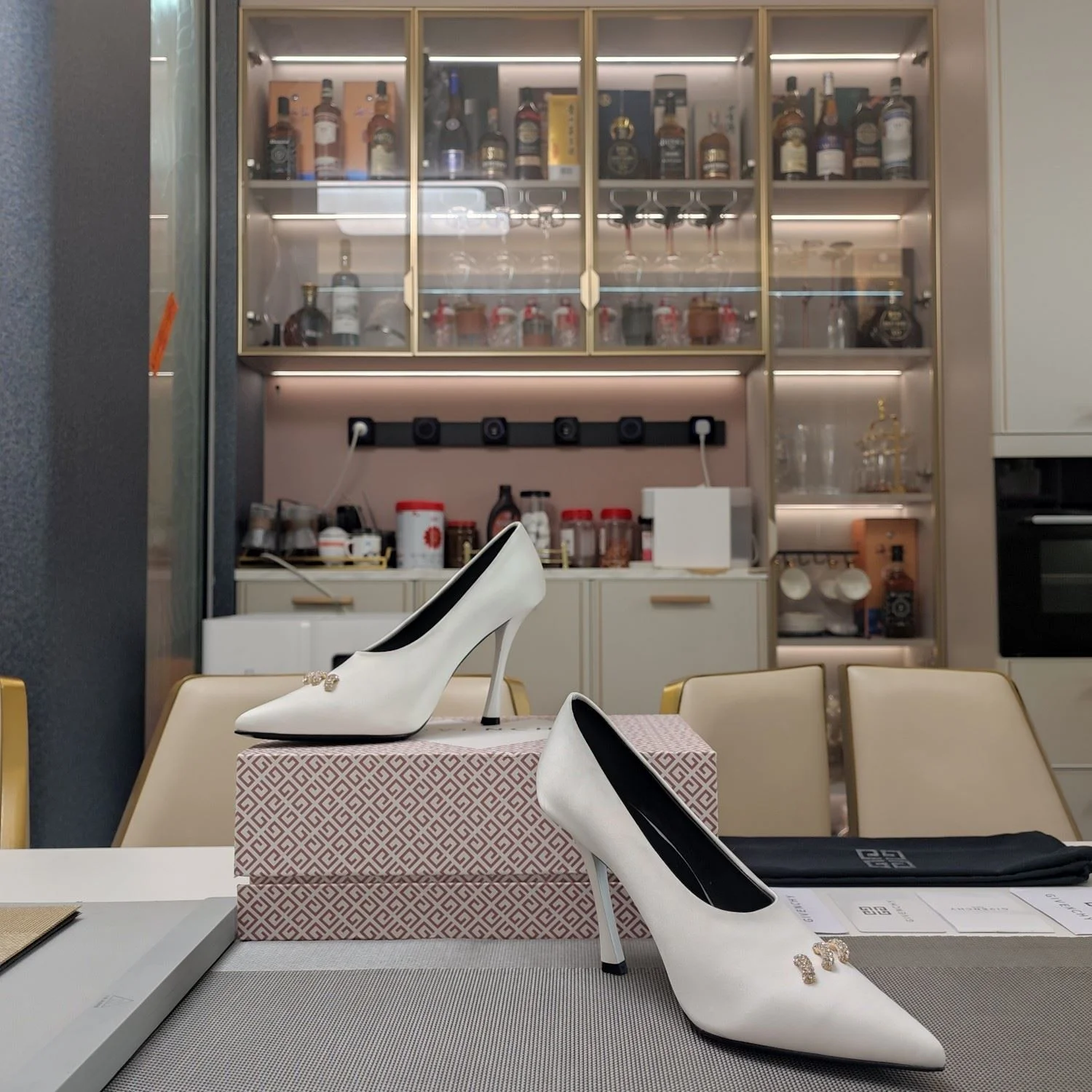 UrbanStyle Givenchy Shoes 8036