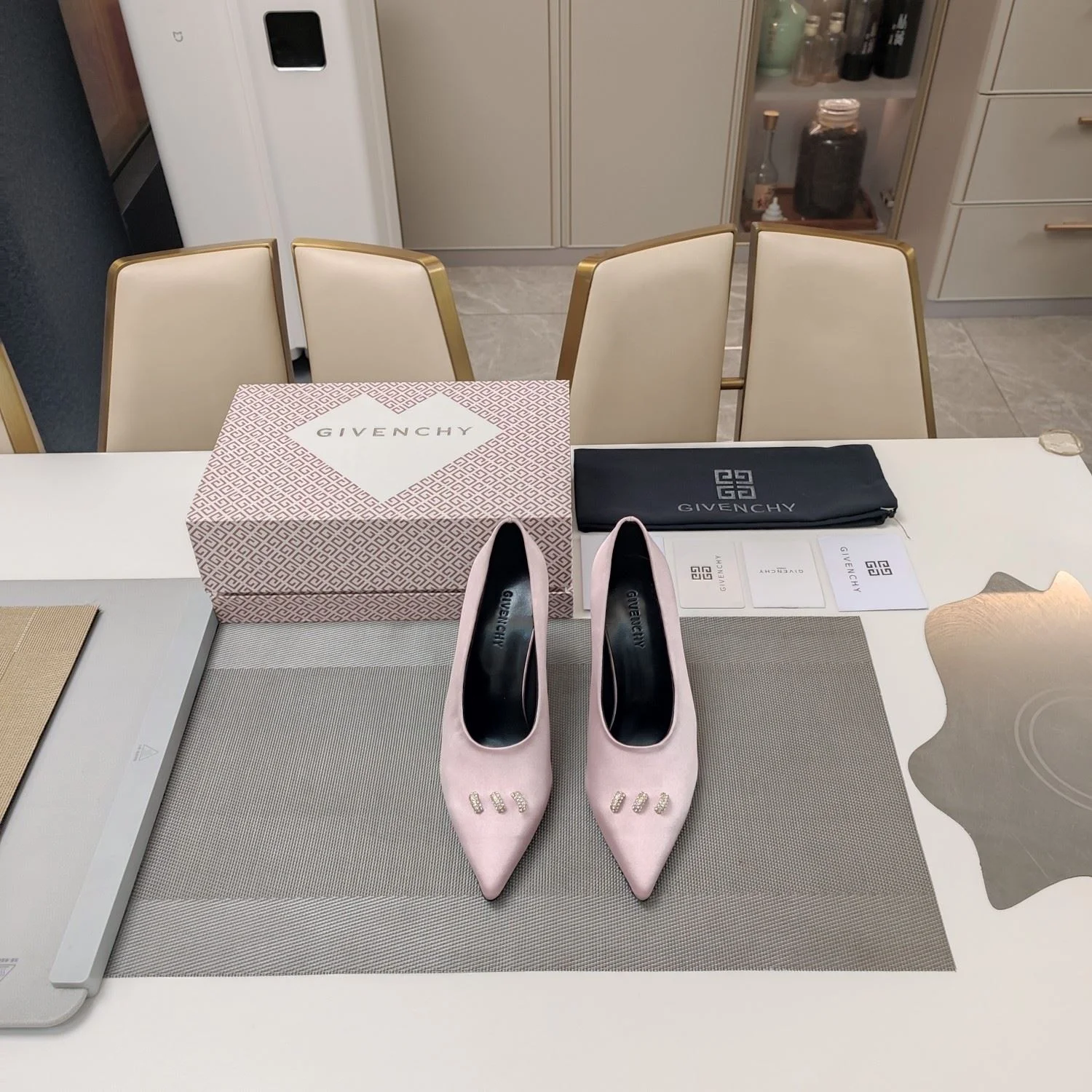 Givenchy Shoes WaterResistant 8022