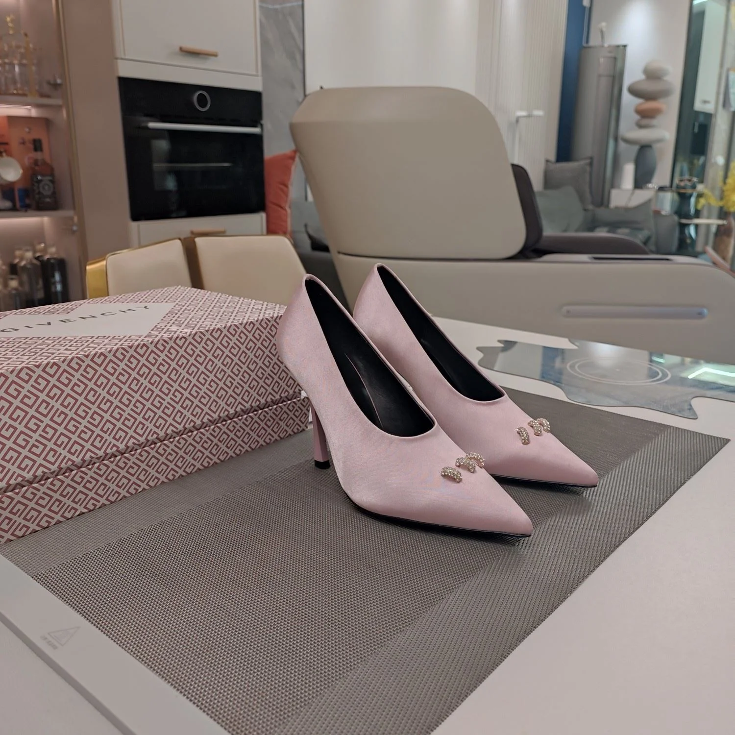 Givenchy Shoes WaterResistant 8022
