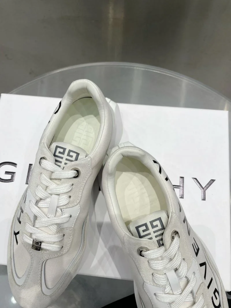 TechFriendly Givenchy Shoes 12332