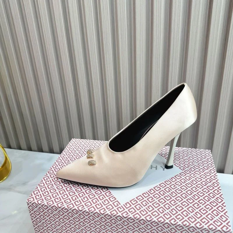 Givenchy Shoes Timeless 12339