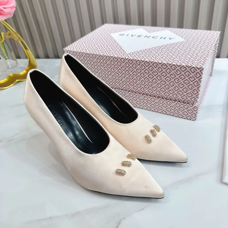 Givenchy Shoes Timeless 12339