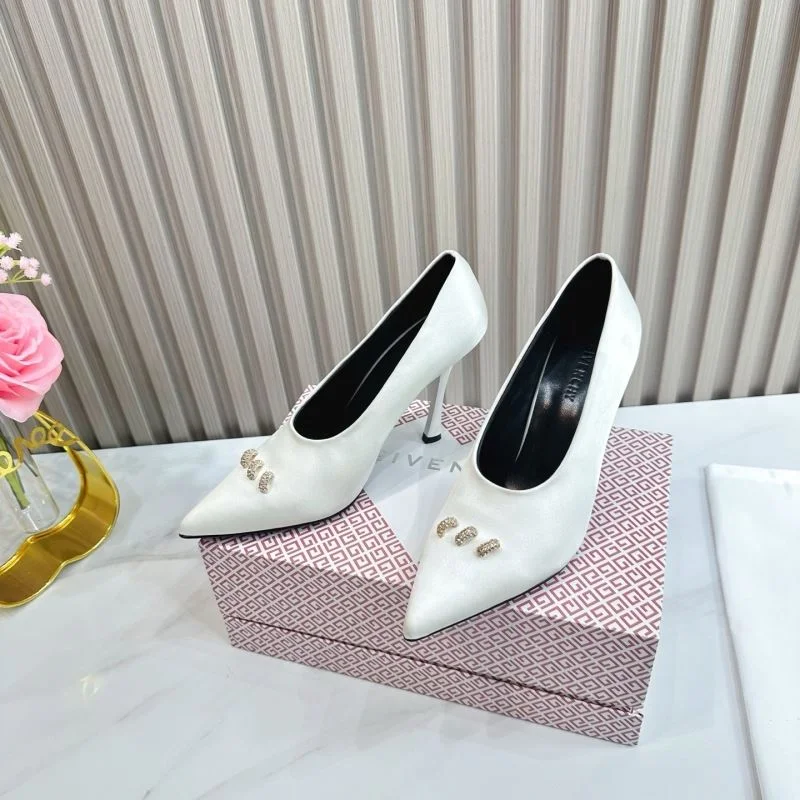 Snug Givenchy Shoes 12328