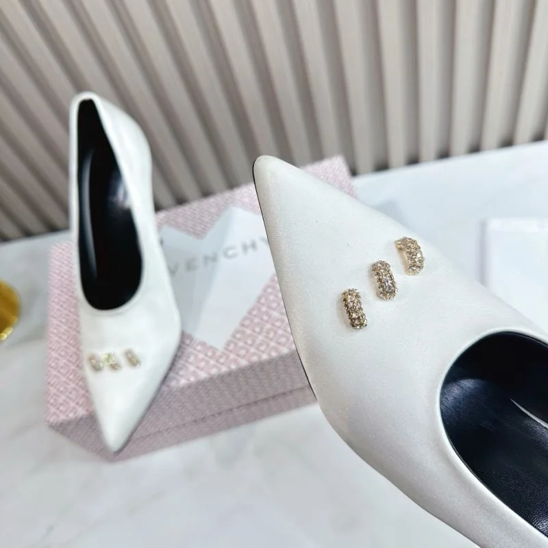 Snug Givenchy Shoes 12328