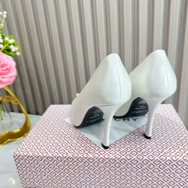 Snug Givenchy Shoes 12328