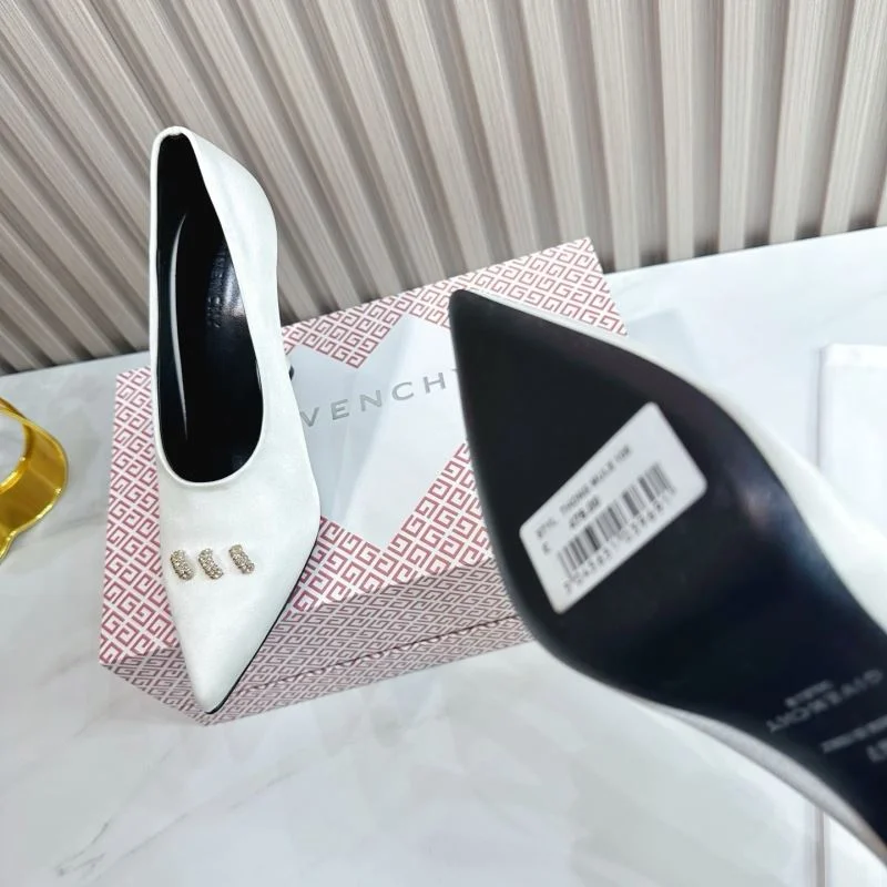 Snug Givenchy Shoes 12328