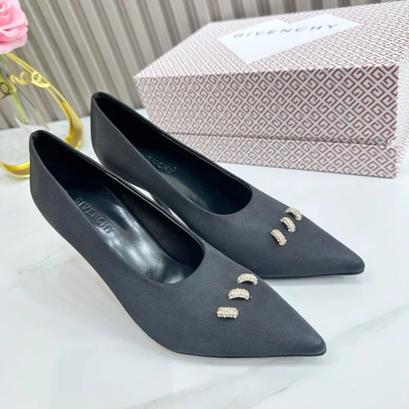 MoistureWicking Givenchy Shoes 12325