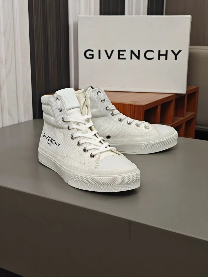 Versatile Givenchy Shoes 14076