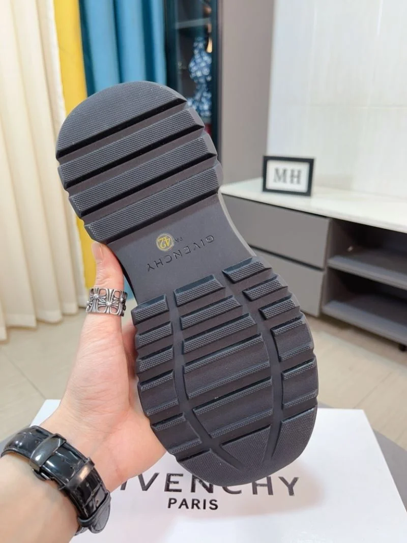 Givenchy Shoes Neat 14053