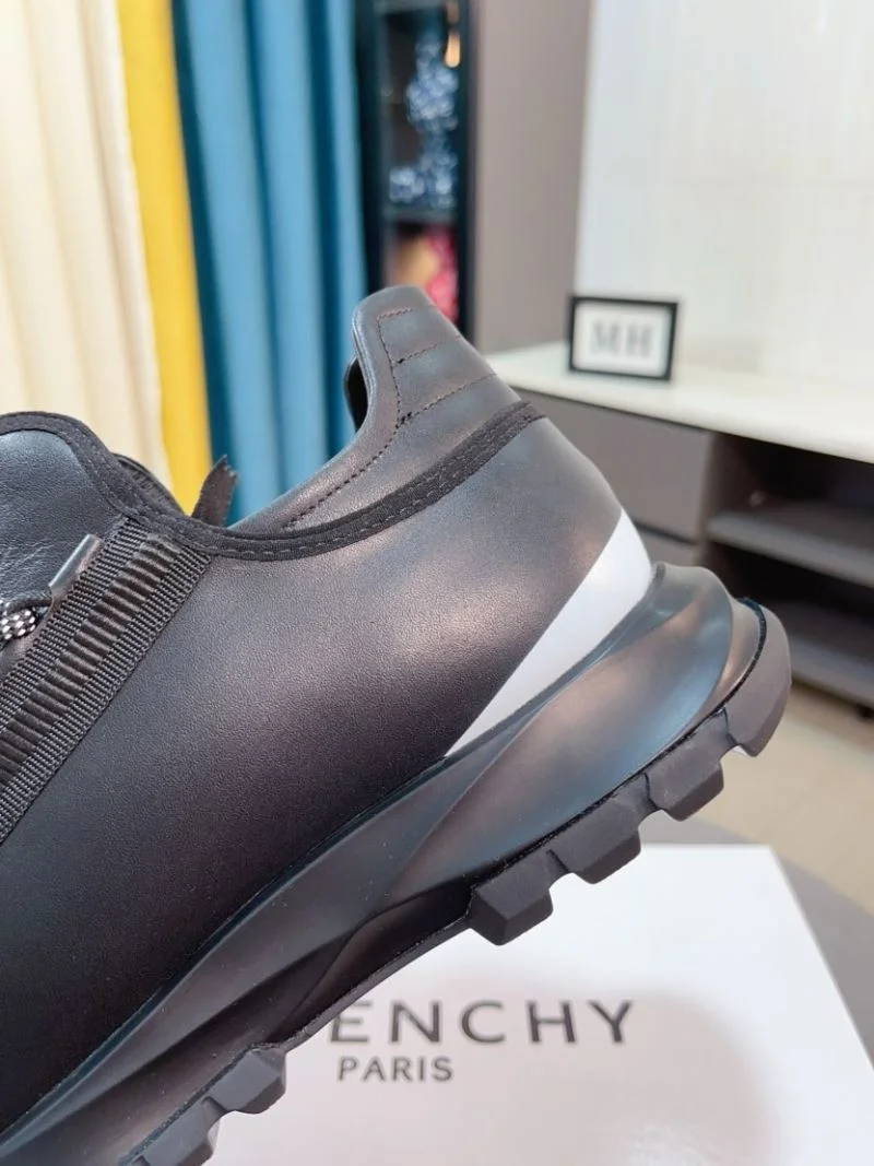 TimelessDesign Givenchy Shoes 14052