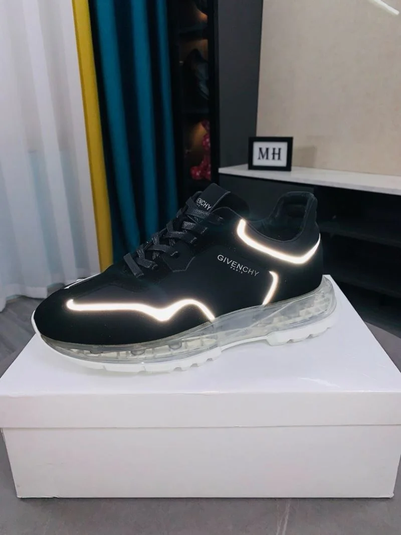 ComfortFit Givenchy Shoes 14055