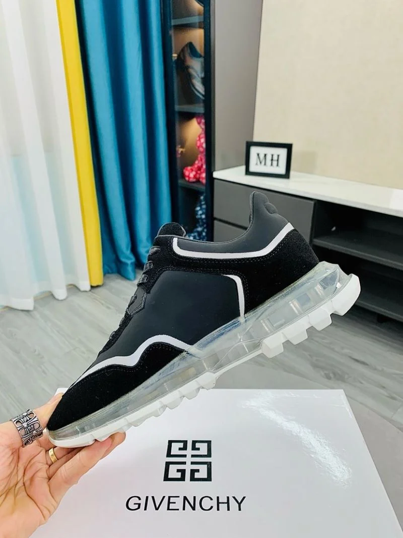 ComfortFit Givenchy Shoes 14055