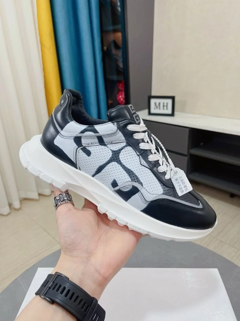 Lightweight Givenchy Shoes 14039