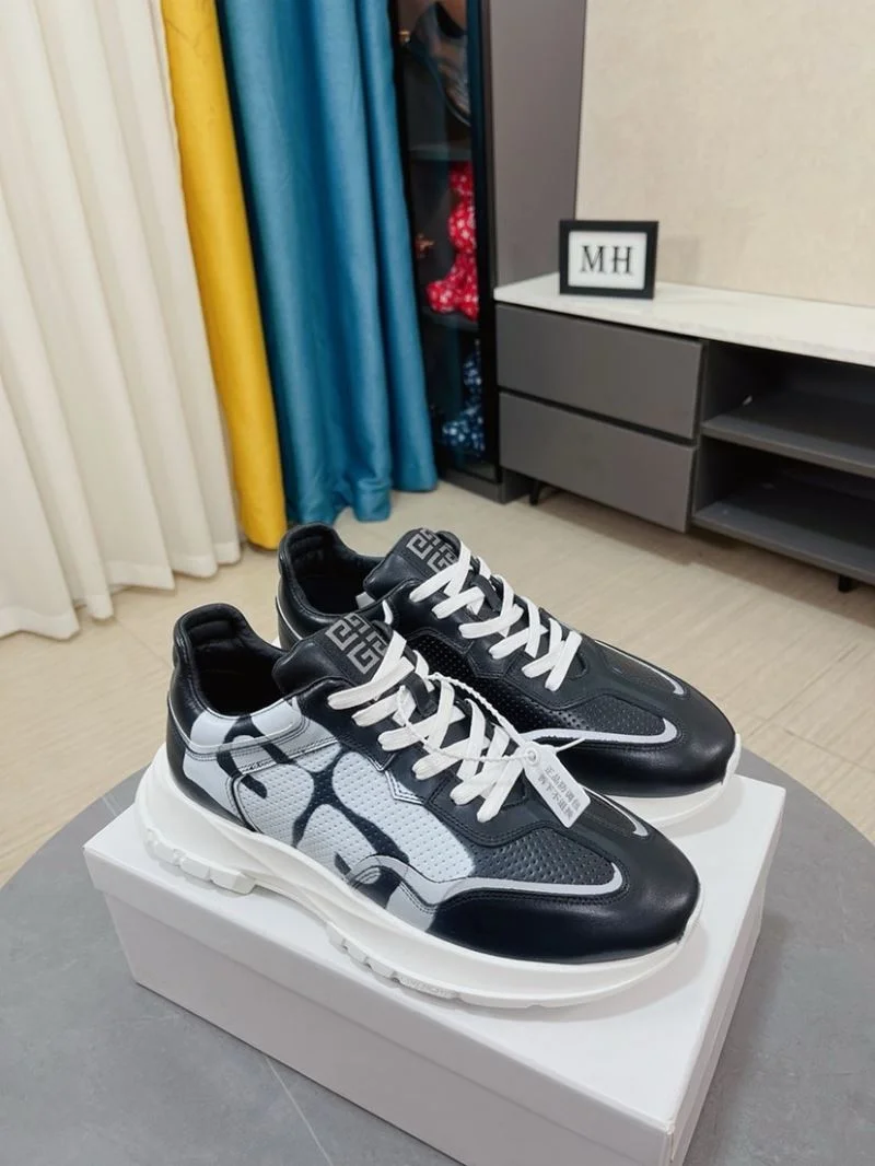 Lightweight Givenchy Shoes 14039