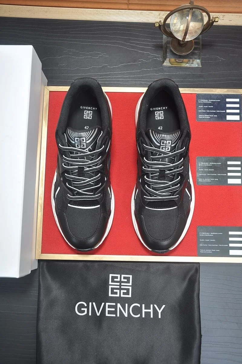 Refined Givenchy Shoes 14004