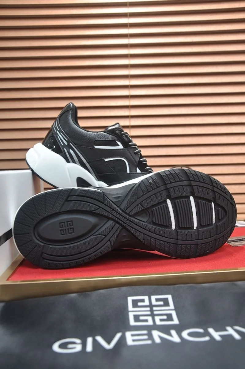 Refined Givenchy Shoes 14004