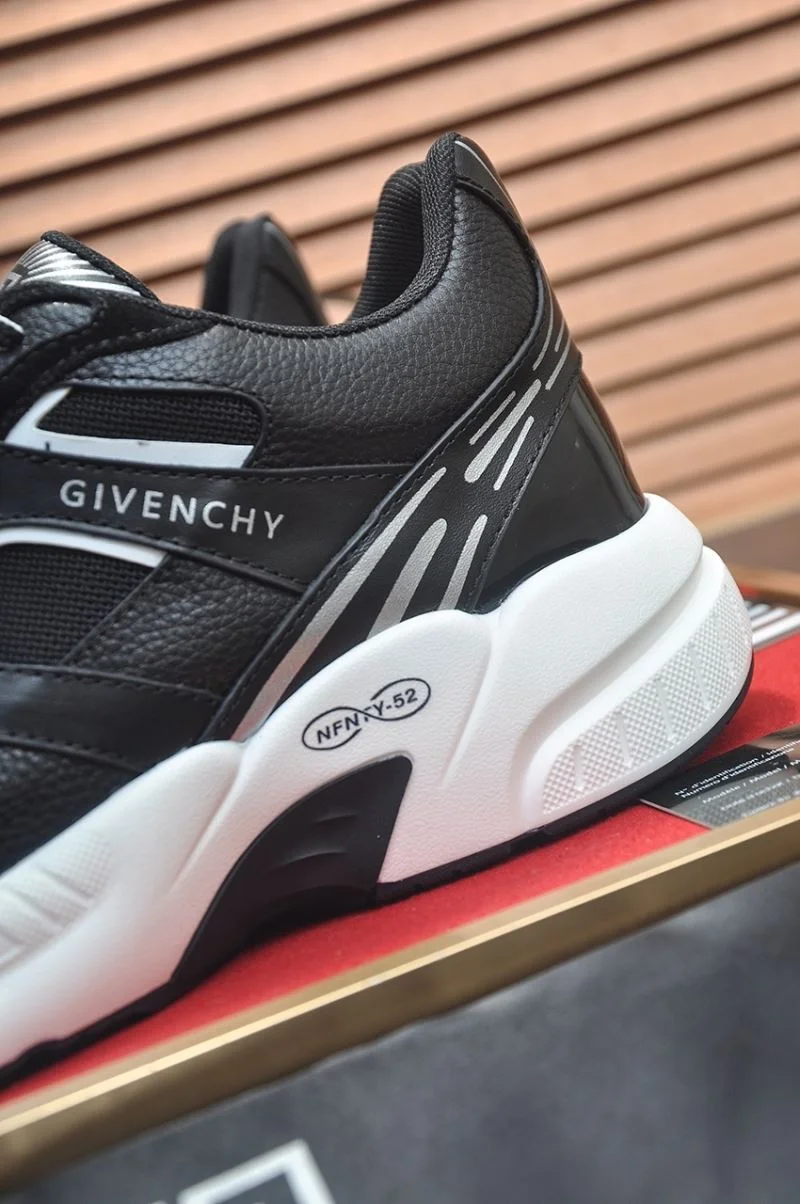 Refined Givenchy Shoes 14004