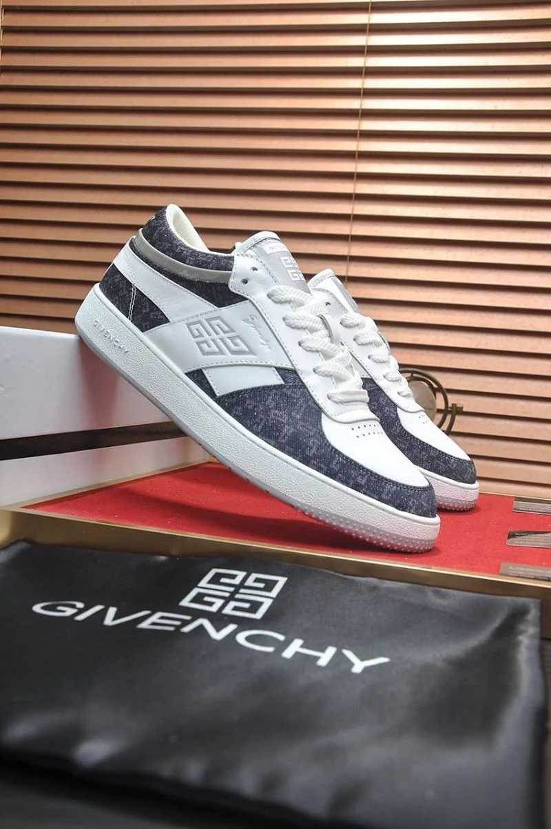 Givenchy Shoes Practical 14000