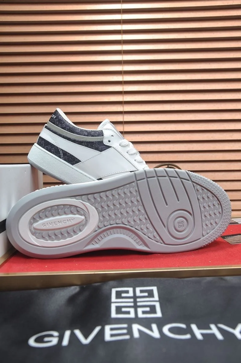 Givenchy Shoes Practical 14000