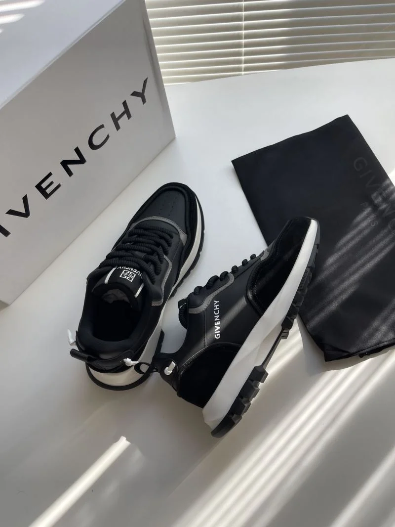 Givenchy Shoes Versatile 14060