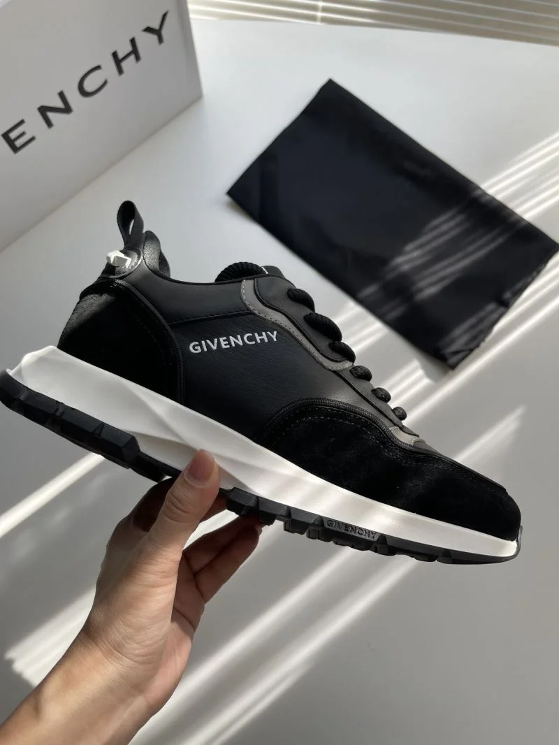 Givenchy Shoes Versatile 14060