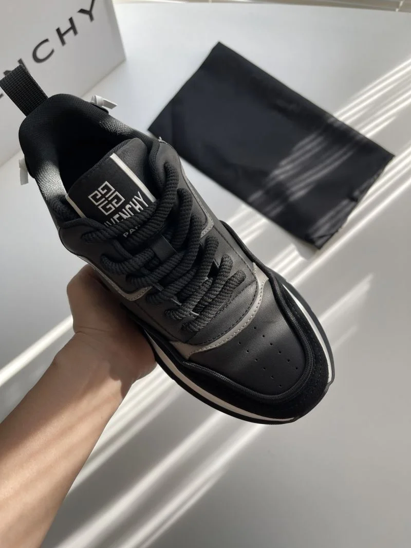 Givenchy Shoes Versatile 14060