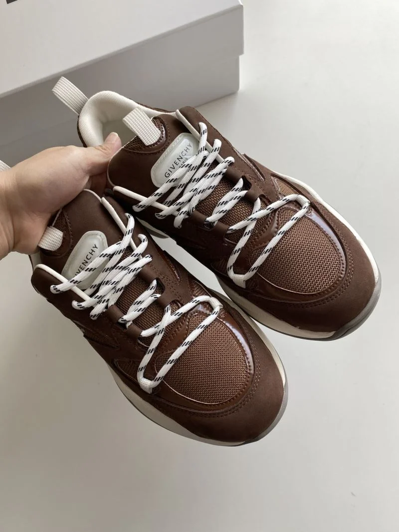 Sporty Givenchy Shoes 13982