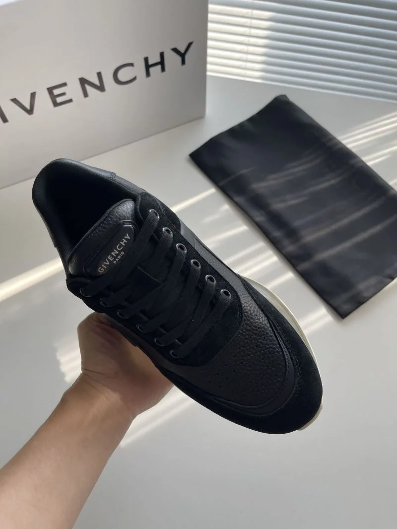 MoistureWicking Givenchy Shoes 13971