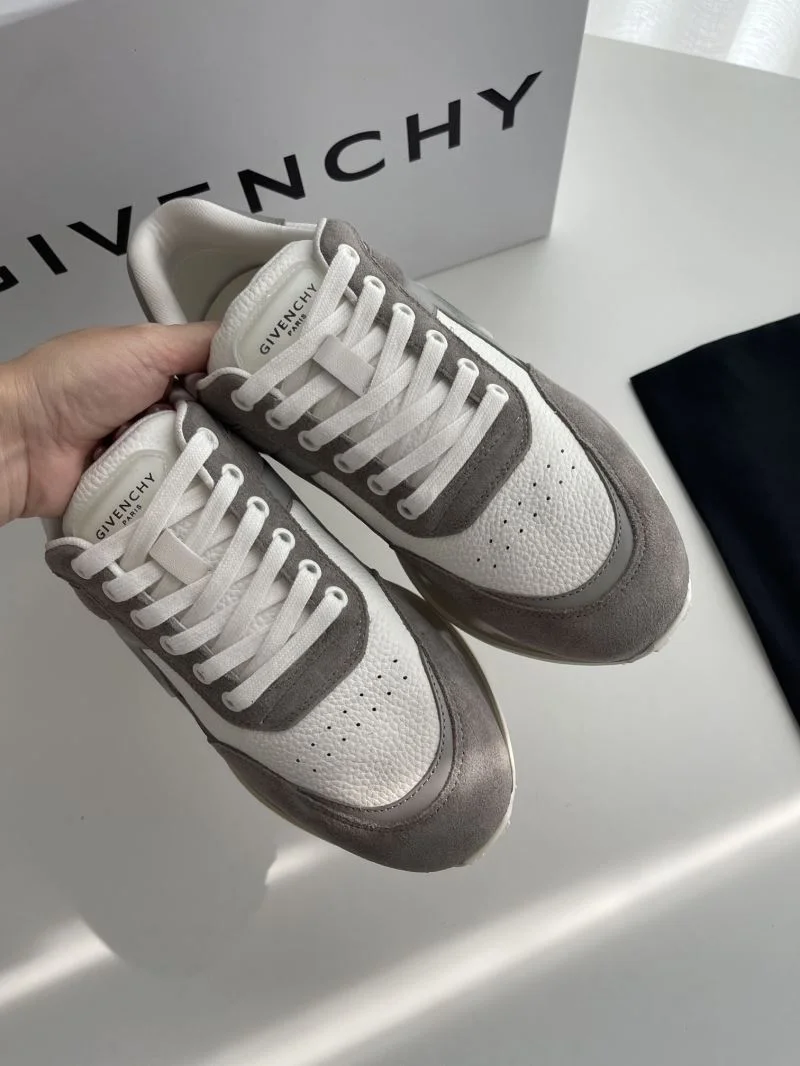 Givenchy Shoes TechFriendly 14034