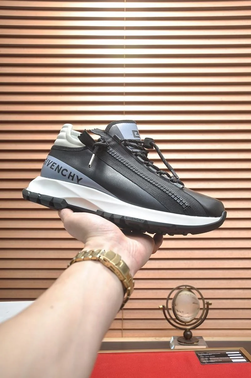 WellDesigned Givenchy Shoes 13947