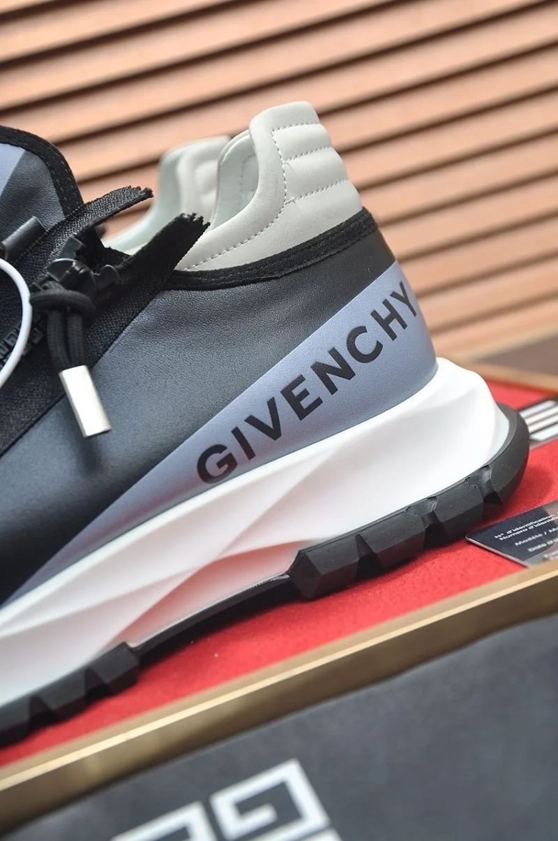 WellDesigned Givenchy Shoes 13947