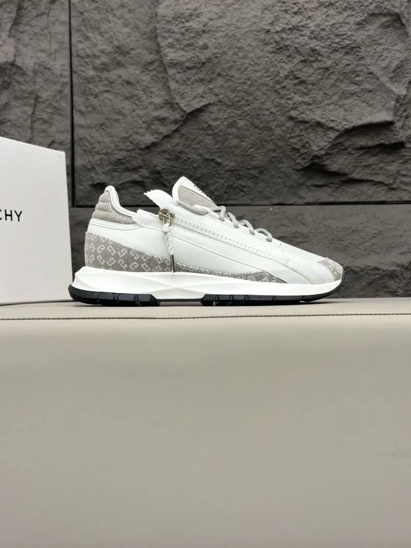 TechFriendly Givenchy Shoes 13926